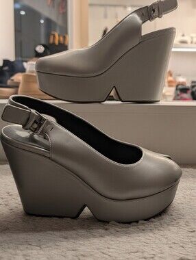 Robert Clergerie Paris Dylan Women's Sz 36.5 Peep Toe Wedge Sandals $625